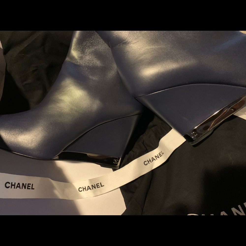 Chanel Bottines - Picture 4 of 8